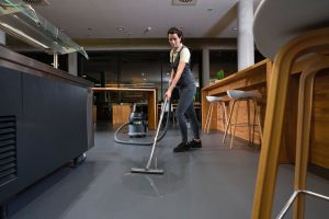 Прахосмукачка Karcher Professional NT 27/1 EU, за сухо и мокро почистване