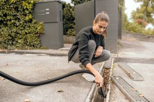 Прахосмукачка Karcher WD 2 Plus V-15/4/18, за сухо и мокро почистване, 1000 W