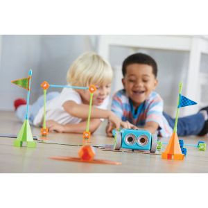 Робот за програмиране Learning Resources Botley 2.0, със 77 принадлежности, 1 сензор, батерии AAA