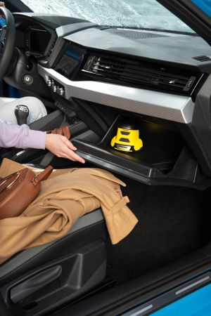 Стъргалка за автомобил Karcher Edi 4, акумулаторна