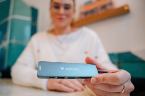 USB Хъб Verbatim Essentials, 6 порта, USB Type-C, SD четец