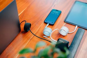 Кабел Verbatim Sync&Charge, магнитен, USB Type-C, 100 W, 120 cm, син